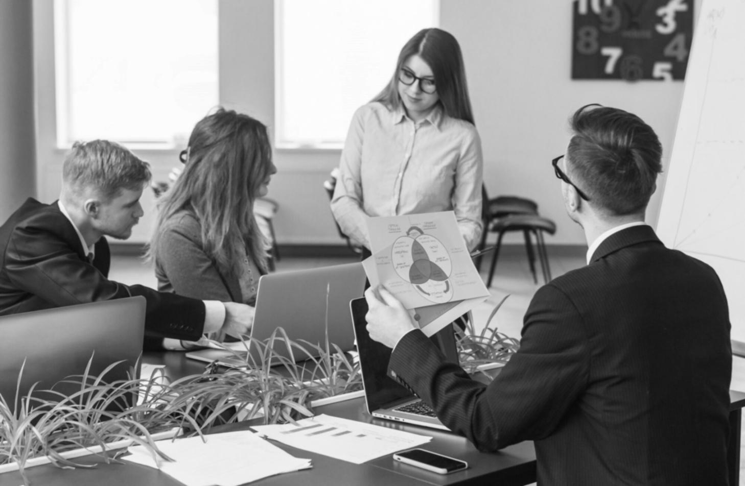 Professionelle Finanzanalyse mit realistischen Datensätzen